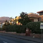 La Ginestra Frühstückspension Torre del Greco