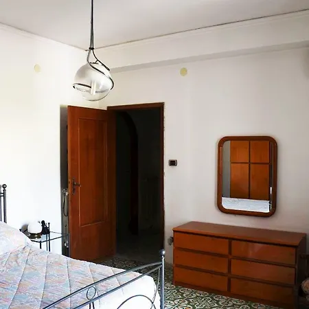 La Ginestra ベッド・アンド・ブレックファスト トッレ・デル・グレコ