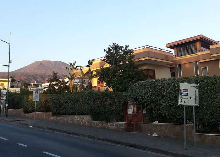 La Ginestra Oda ve Kahvaltı Torre del Greco