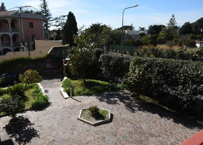 La Ginestra Oda ve Kahvaltı 3*